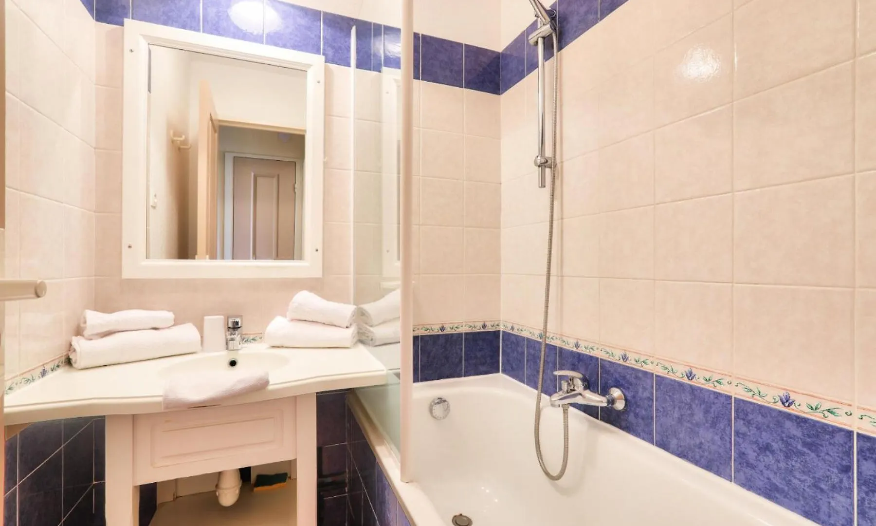 Residence Le Hameau Des Issambres - Maeva Home - Appartement 2 Pieces 4 Personnes - Prestige Mae-9741 Les Issambres 0*,  France